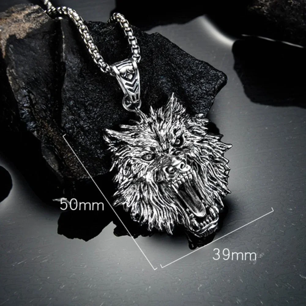 wolf head necklace - Picture 5 of 5